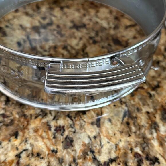 Red Round Ceramic Casserole Baking Dish w/Lid In Stainless Steel w/Handles USA - Picture 9 of 16